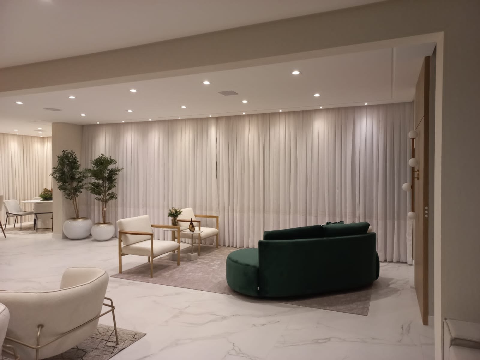 PHOTO-2023-04-07-19-32-57 3